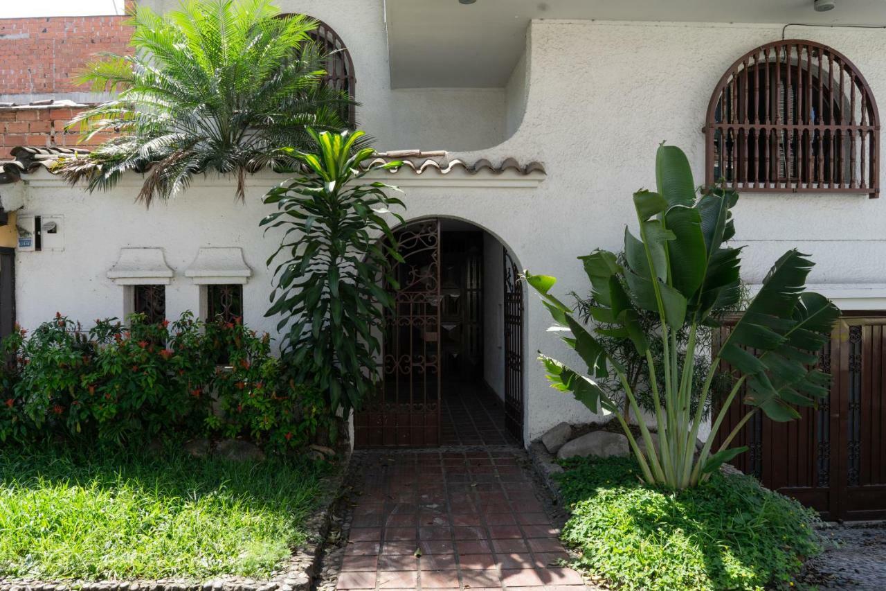 Appartamento Oasis En El Corazon De Medellin, Laureles Esterno foto